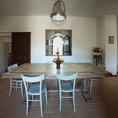 Ht Castello Di Campolongo Aparthotel Valfabbrica Exteriör bild