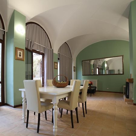 Ht Castello Di Campolongo Aparthotel Valfabbrica Exteriör bild