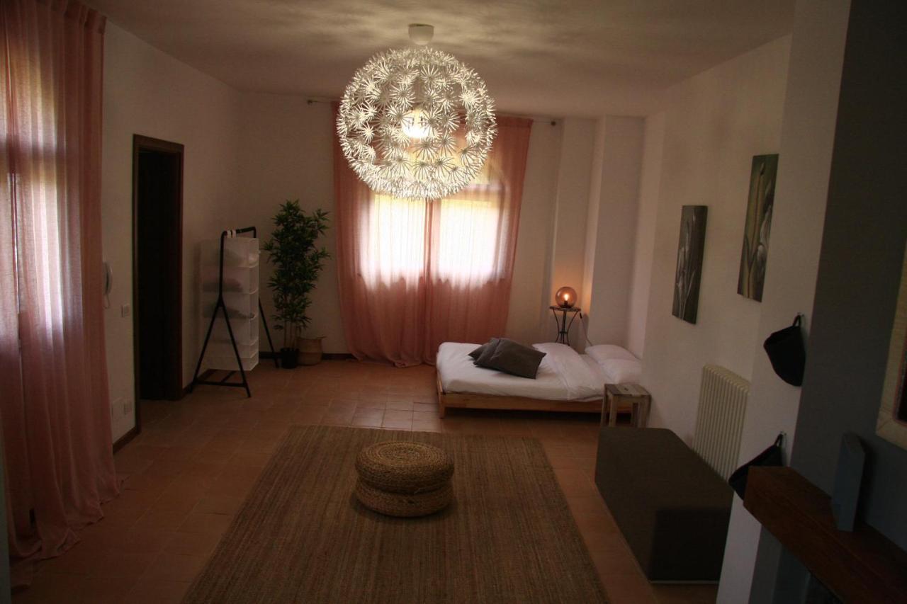 Ht Castello Di Campolongo Aparthotel Valfabbrica Exteriör bild