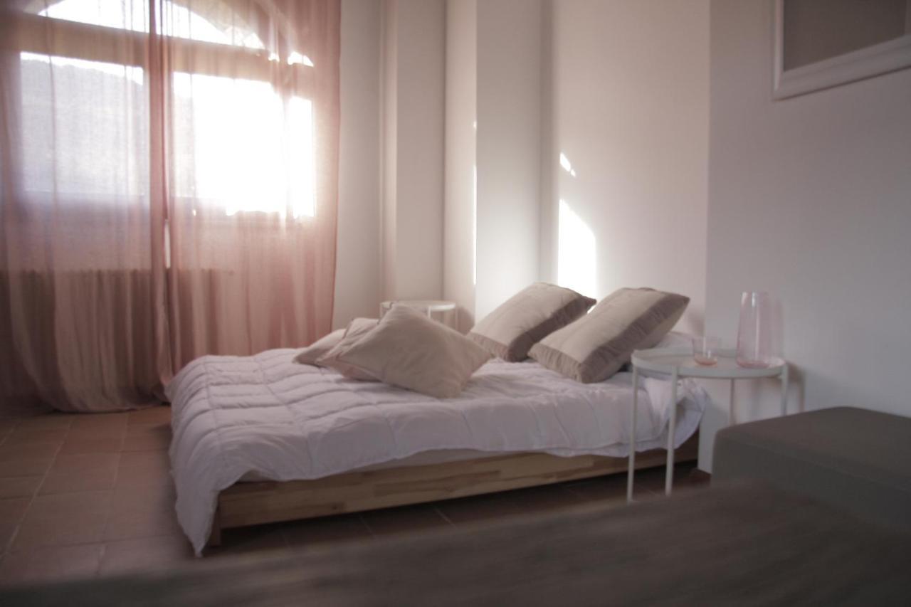 Ht Castello Di Campolongo Aparthotel Valfabbrica Exteriör bild