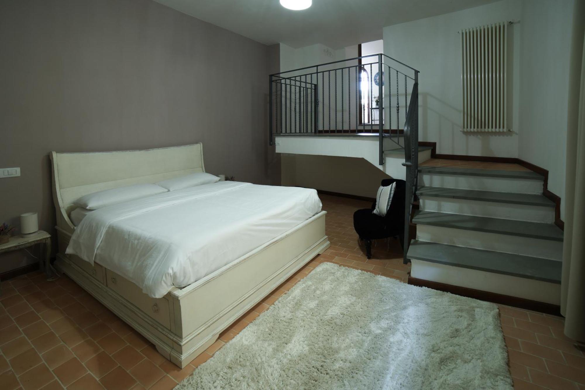 Ht Castello Di Campolongo Aparthotel Valfabbrica Exteriör bild